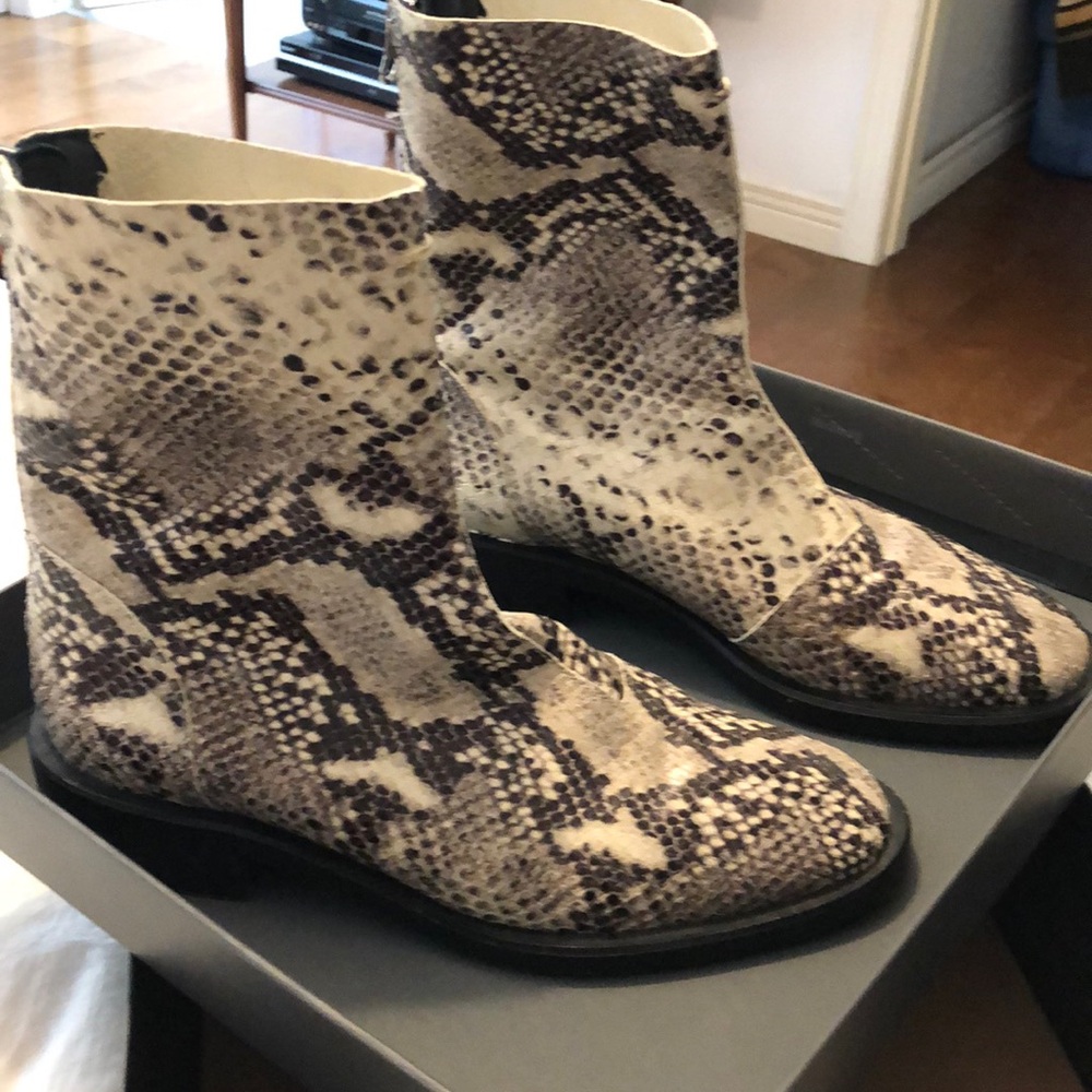 Eden heeled bootie